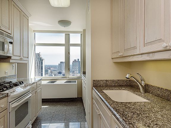 2nd image of 188 E 76th St APT 27B