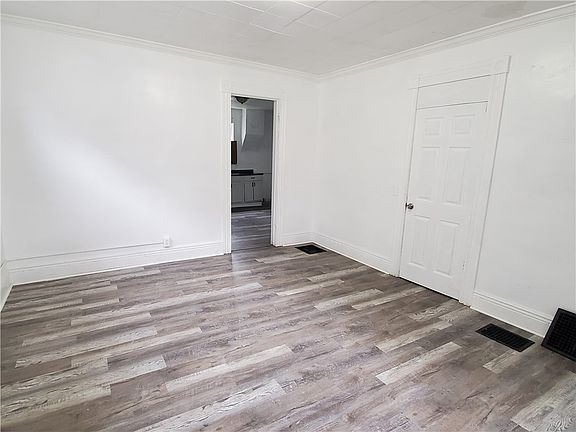 2nd image of 23 Wolff St