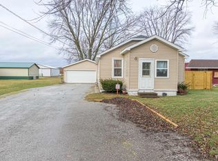 1180 Hanawalt Rd, Monticello, IN 47960