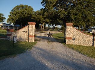 5321 N Hwy 101, Sunset, TX 76270