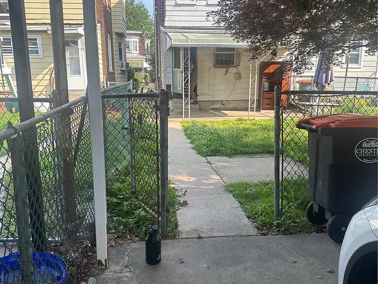 934 W 9th St — Photo 7