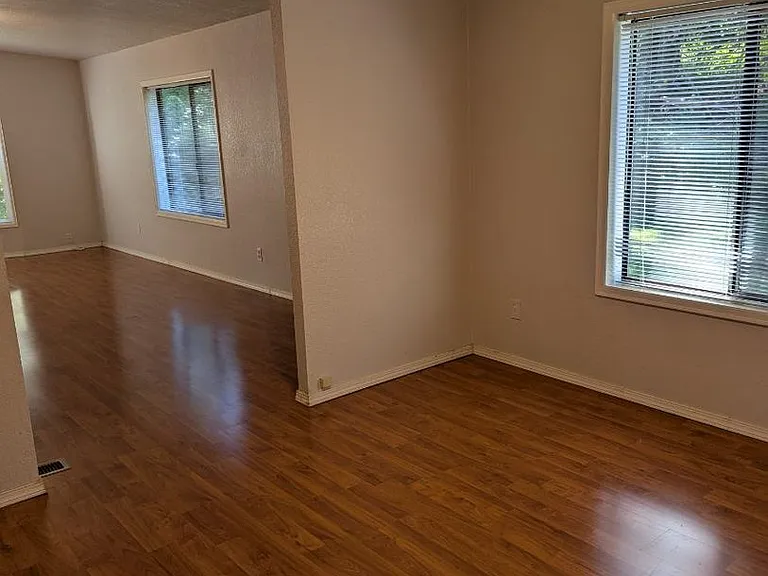 5809 Mero Rd — Photo 11