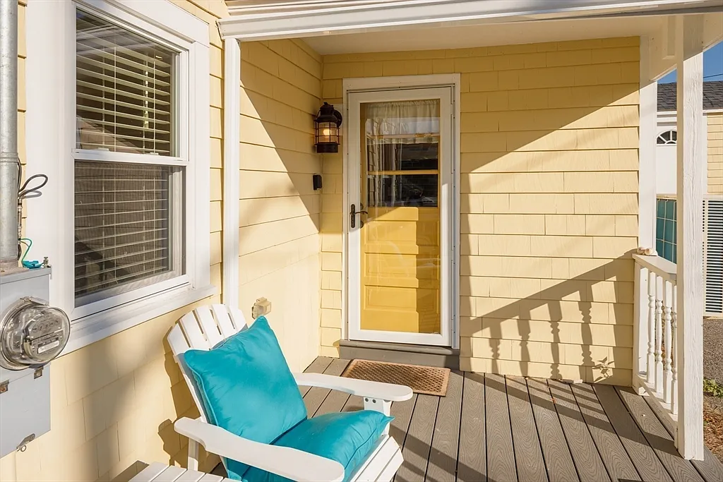 2 bed, 1.5 bath, 1186 sqft, $2,500 — Photo 1