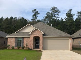 28447 Longfellow Ln, Albany, LA 70711