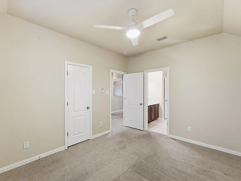 2208 Gregory Creek Dr — Photo 22