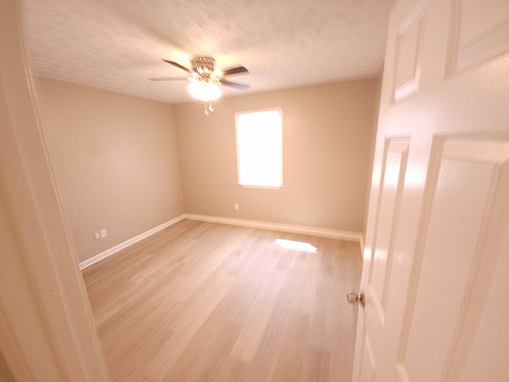 5th image of 3177 Sarah Lou Dr #3177