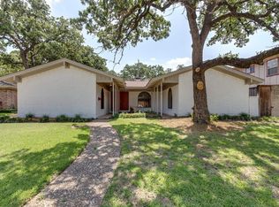 2506 Crestview Cir, Irving, TX 75062