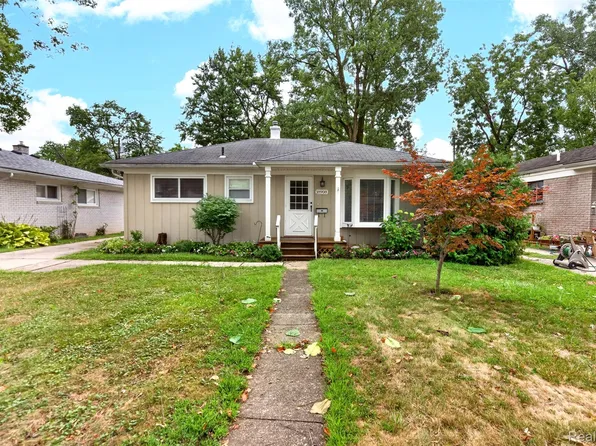 18908 Maplewood St, Livonia, MI 48152