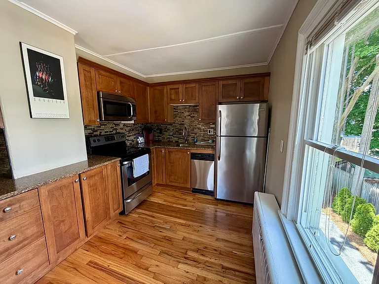 115 Caroline St #3 — Photo 7