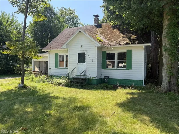 2732 Maple Rd, Jefferson, OH 44047