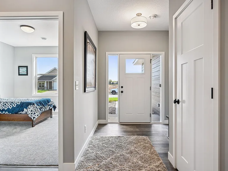 3475 Kachina Ave NE — Photo 3