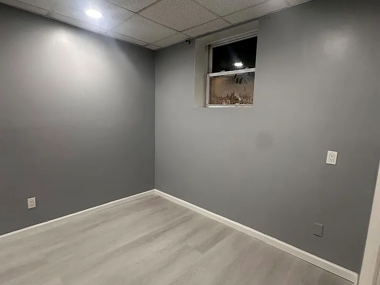 255 Smith St #1 — Photo 3