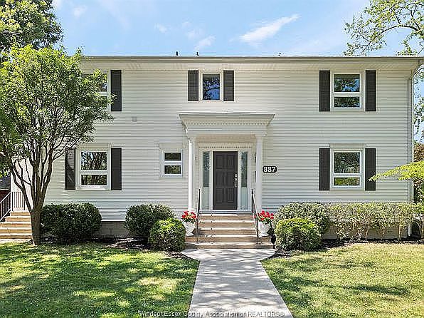 2nd image of 887 Janisse Dr