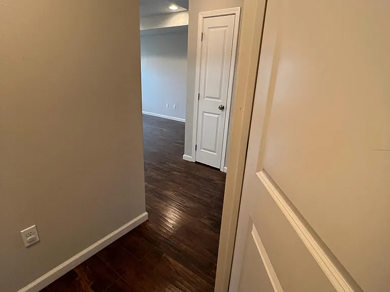 13712 Fox Hill Dr — Photo 30