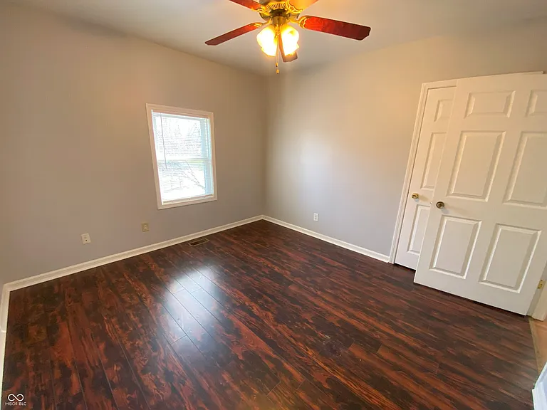3854 1/2 S Sherman Dr — Photo 6