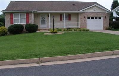 1st image of 184 Dogwood Dr