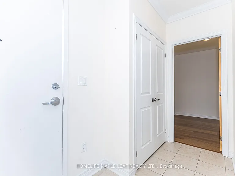 7400 Markham Rd #517 — Photo 26