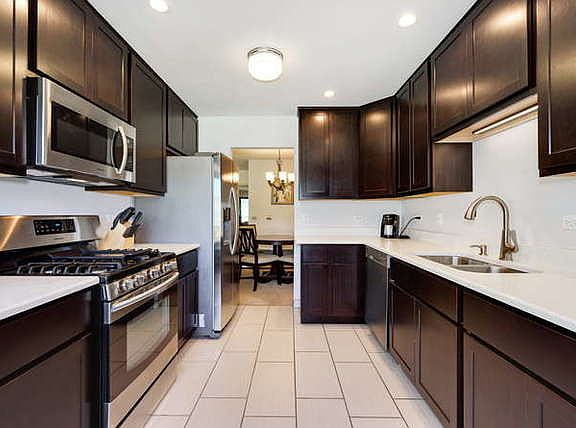 5th image of 9164 Clairmont Ct #0