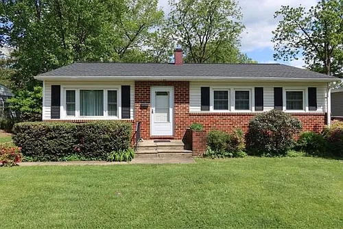 109 Deep Dale Dr Photo 1