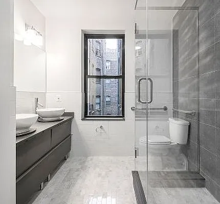 Rented by Besen Partners, LLC | media 28