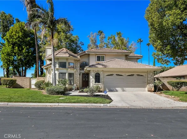 2682 Hampton Way, Riverside, CA 92506