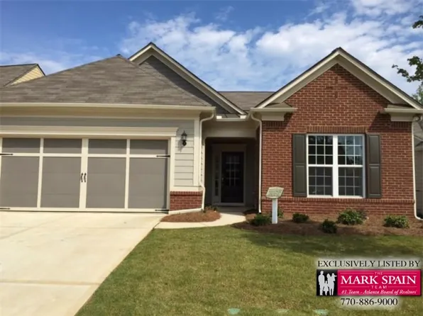 6617 Burnt Hickory Dr, Hoschton, GA 30548