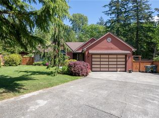 1801 Lake Crest Dr, Bellingham, WA 98229