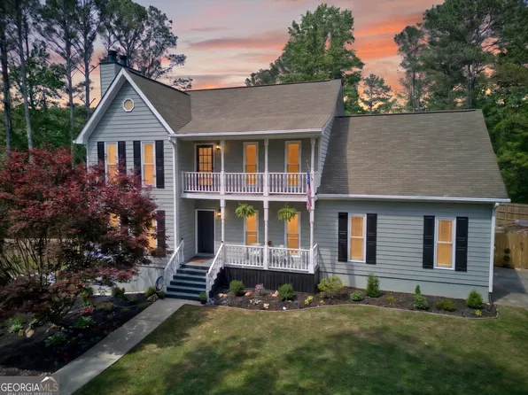 68 Dallas Dr, Sharpsburg, GA 30277