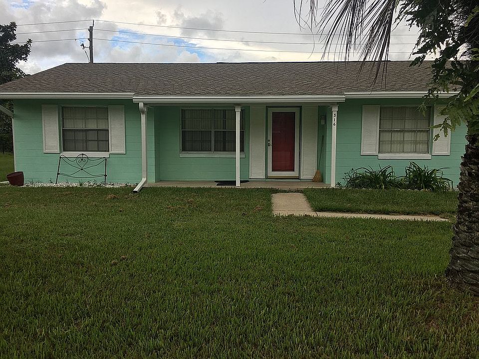 1st image of 516 Sevilla Dr