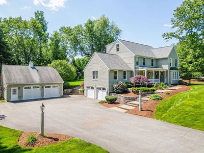8 Carriage Lane, Milford, NH, 03055