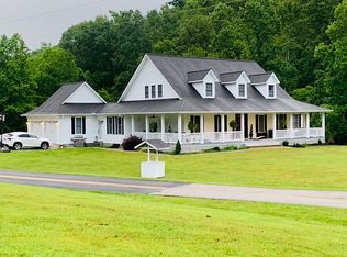 4424 State Route 689, Flatgap, KY 41219