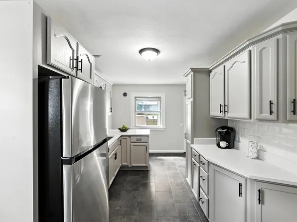 3021 East Vogel AVENUE, Cudahy, WI 53110