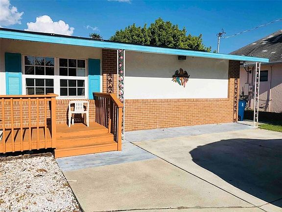 2nd image of 7821 Estero Blvd