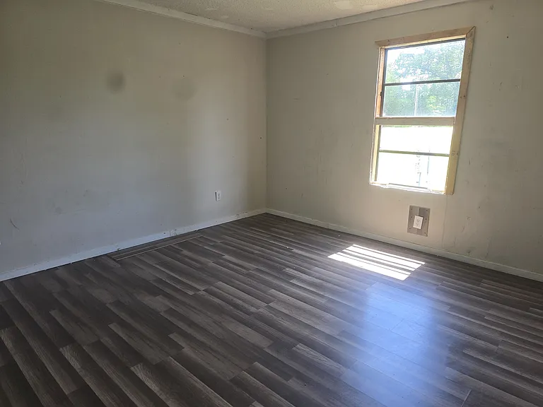 22 Grand Valley Estates Dr — Photo 4