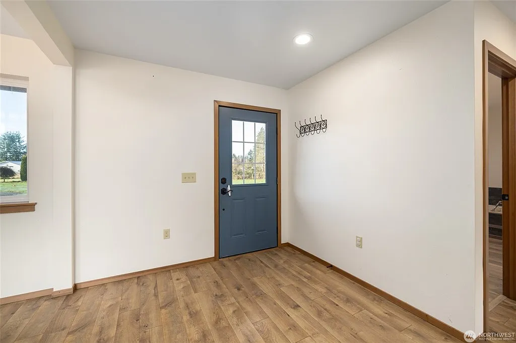 Building Photo - 965 N Fruitdale Rd