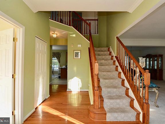 5th image of 17821 Oyster Bay Ct