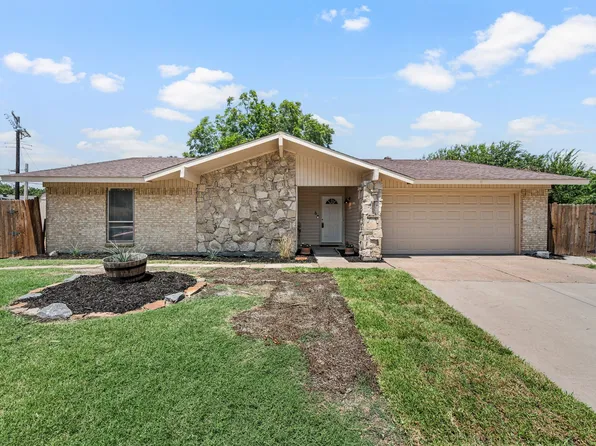 6 Westport Pl, Plano, TX 75074