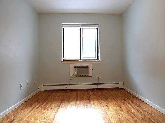 5th image of 75-32 113th St #1