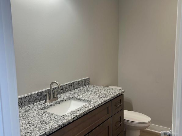 3593 Little Bluestem Rd, Fremont, NE 68025