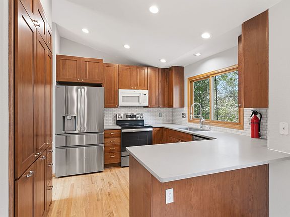 5th image of 1515 Brandt Ct
