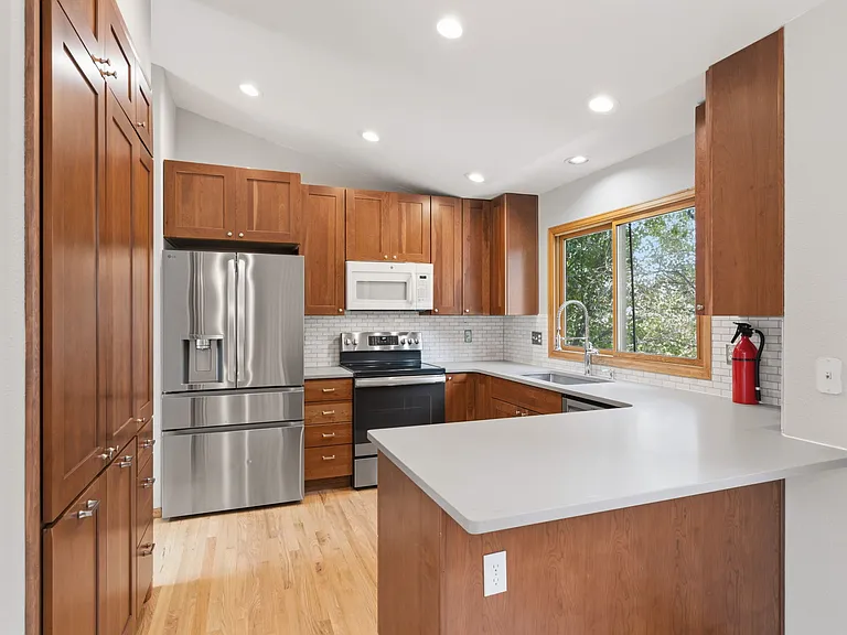 1515 Brandt Ct — Photo 5