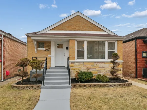 8133 S Saginaw Ave, Chicago, IL 60617