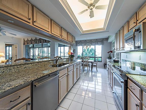 5th image of 27191 Oakwood Lake Dr #101