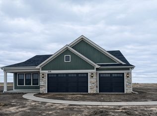 8828 63rd St S, Cottage Grove, MN 55016