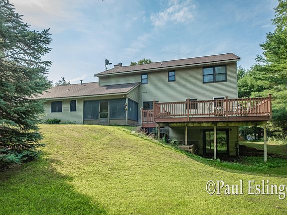 3rd image of 5961 Robin Hill Drive Ne