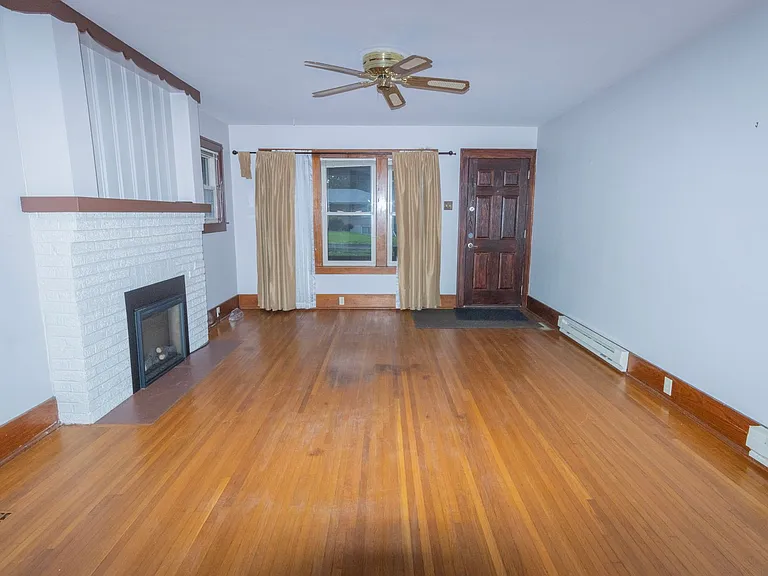 203 Edgewood Ave — Photo 13