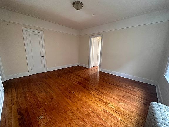 4th image of 39-06 63rd St #3G