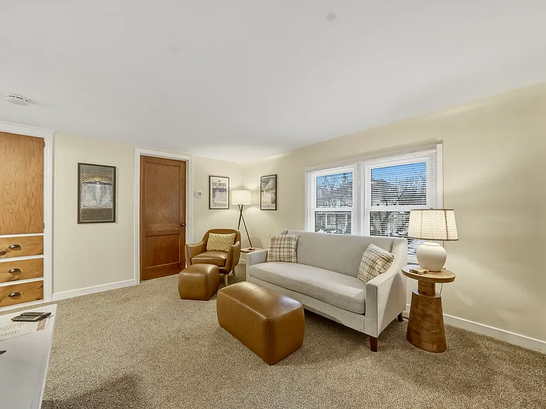 27 Winfield Ave #UPPER — Photo 13