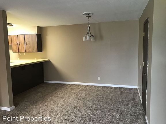 3rd image of 731 Stadium Dr APT 3A