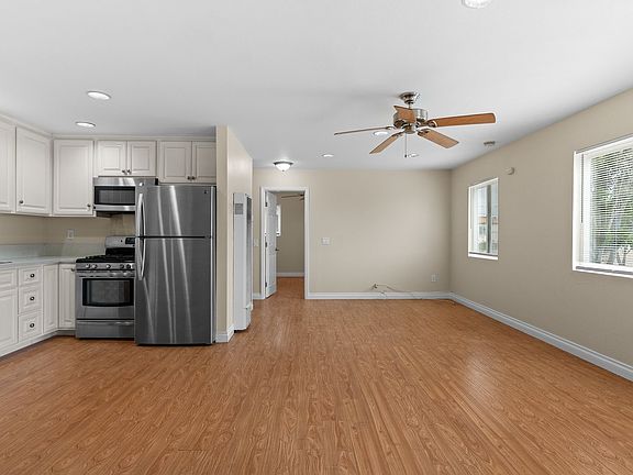 2nd image of 2884 La Salle Ave APT 3